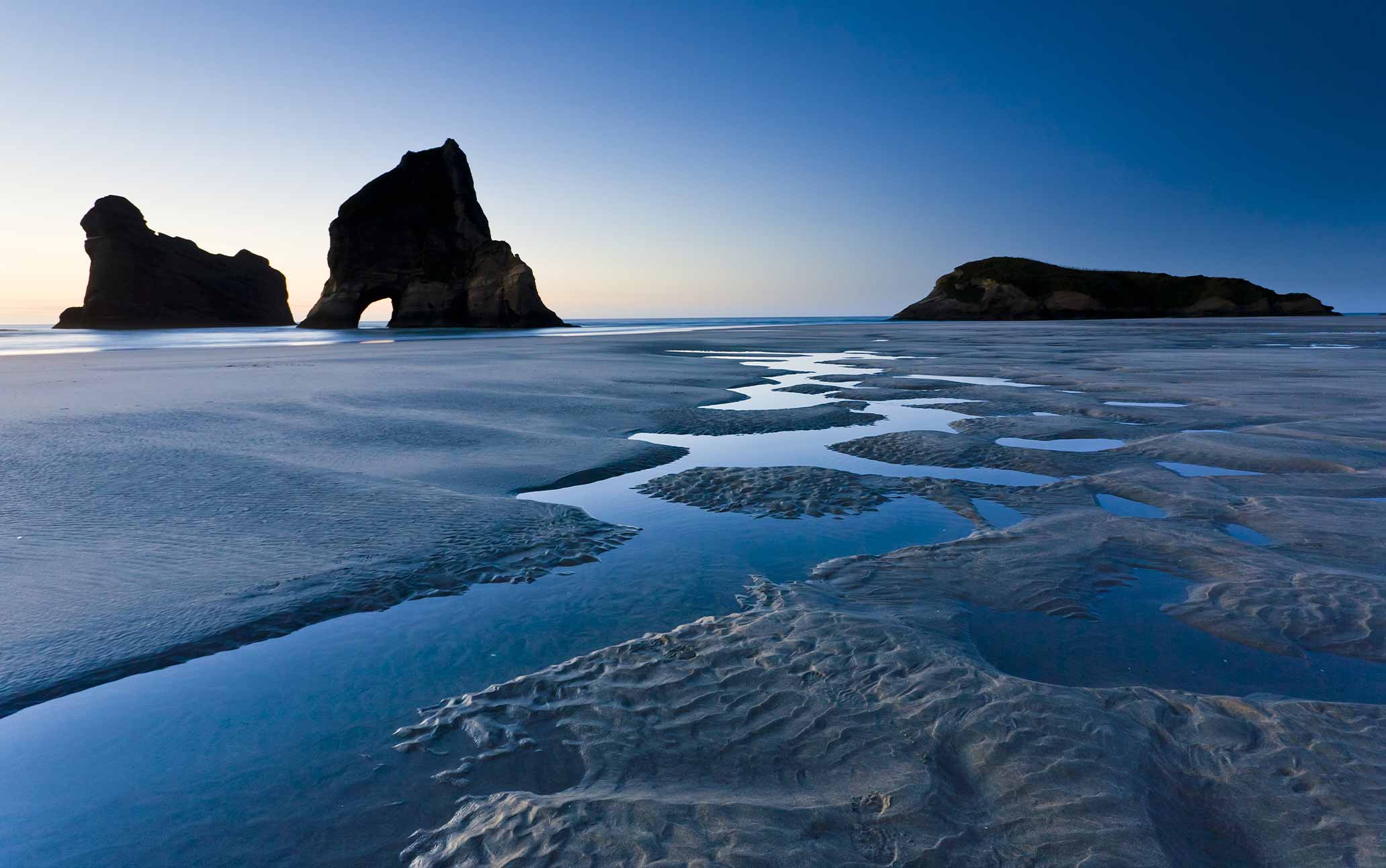 whararariki-beach-nelson.jpg